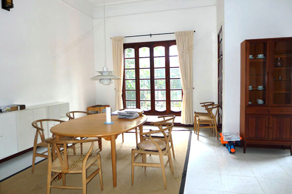 Well Maintained villa with Yard and spacious living room in Tay Ho Hanoi 9