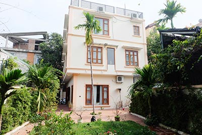 Villa For rent on To Ngoc Van str, Tay Ho, large garden, Lakeview terrace