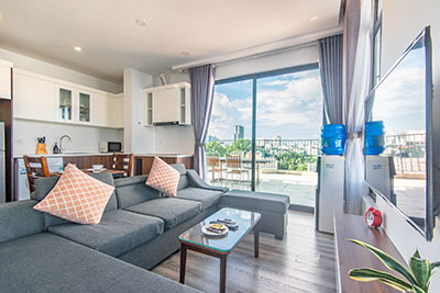 Westlake view Top floor 1 bedroom apartment at Nhat Chieu street, Hanoi